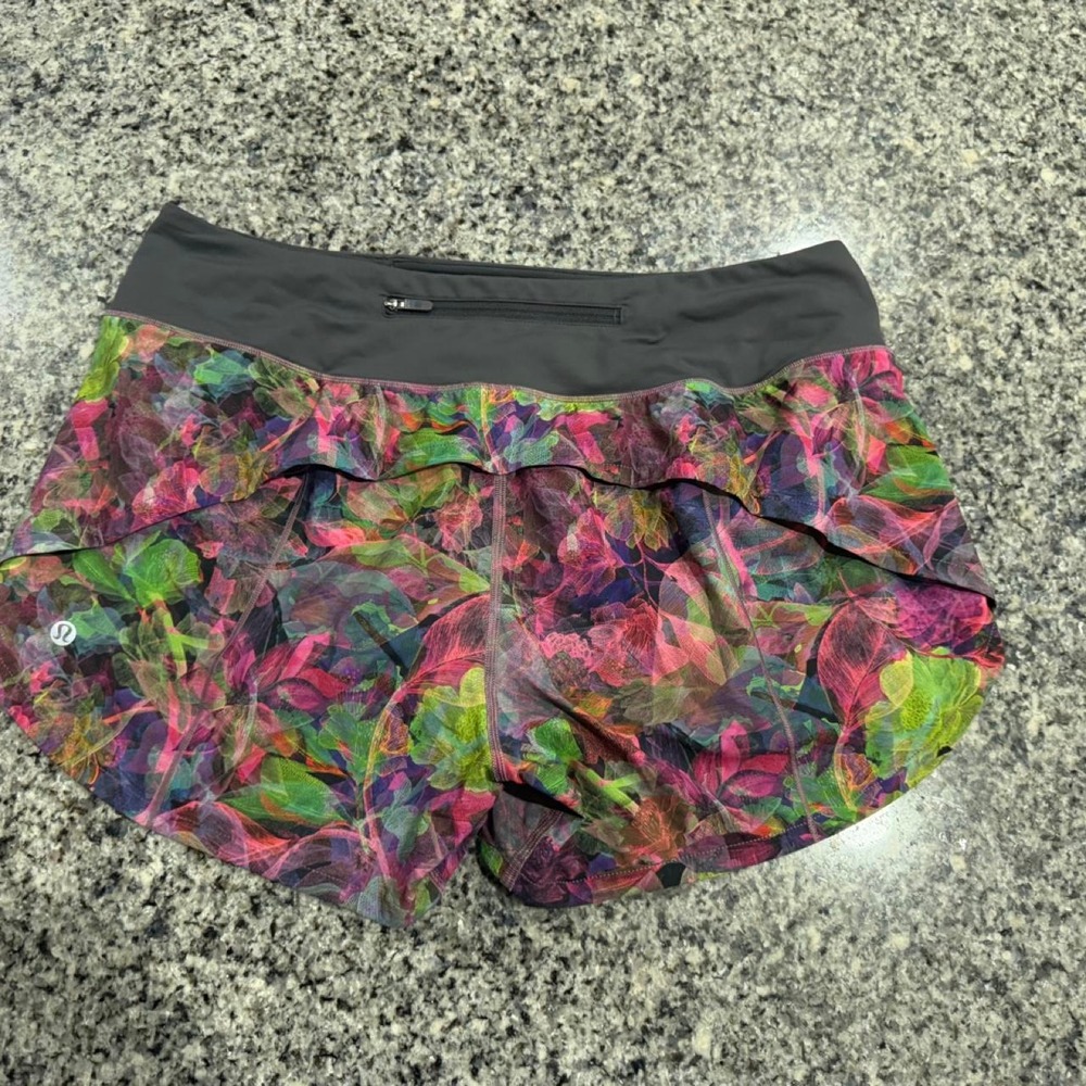 Lululemon Speed Up Mid-Rise Short 4" Floral Multi Purple Size 10